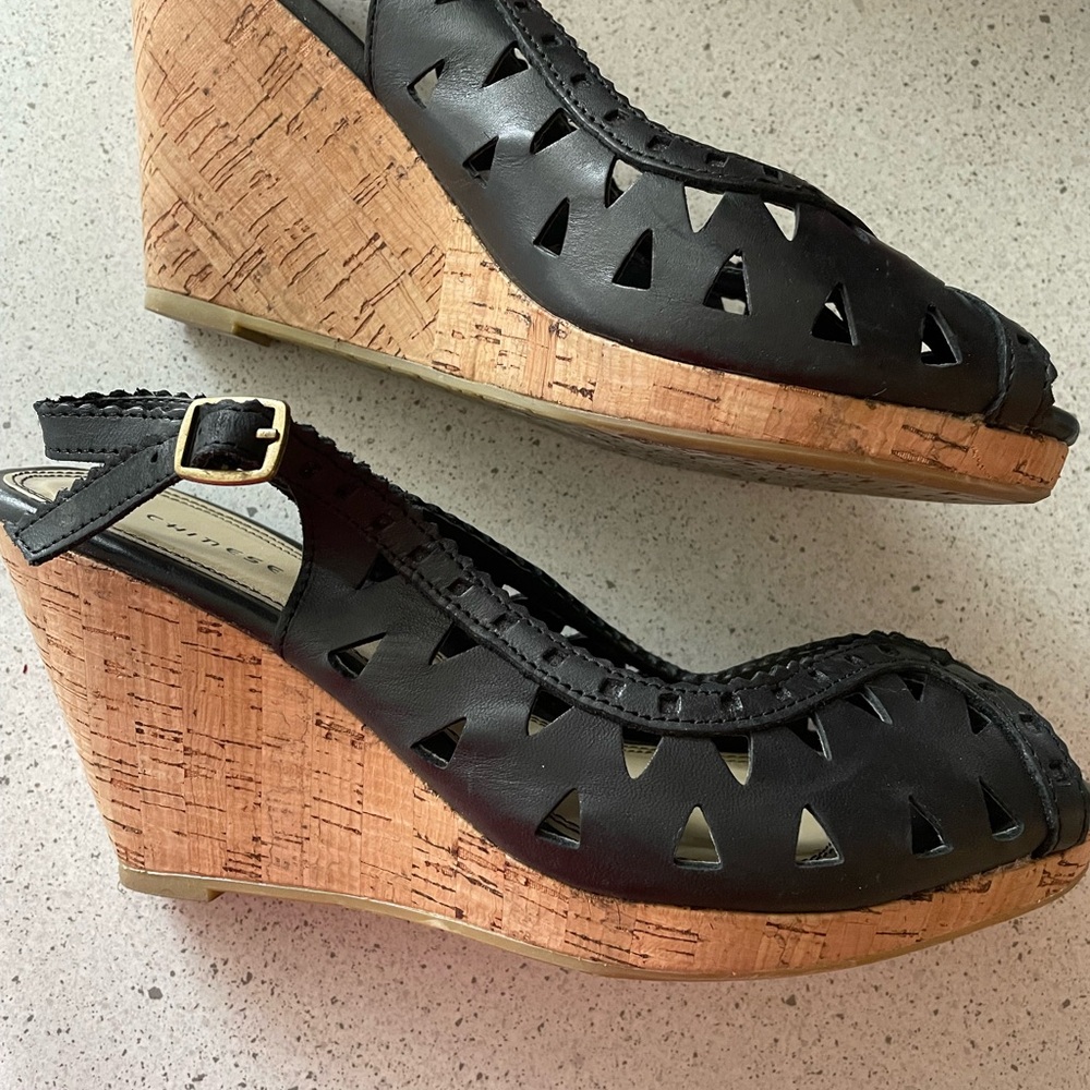 Chinese Laundry Black Wedge Sandals